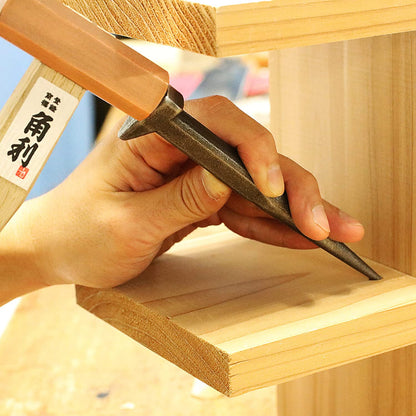 Kawasei Nail Punch with tack hammer and small anvil features for added versatility.